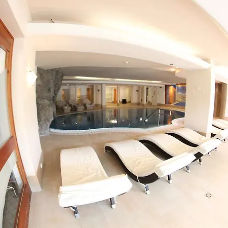 Jaegerhof Отель 4*