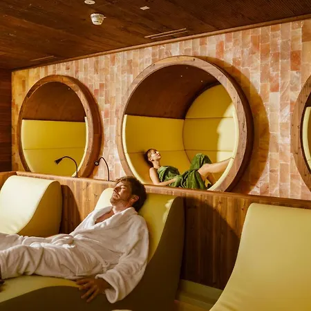 Jaegerhof Отель 4*