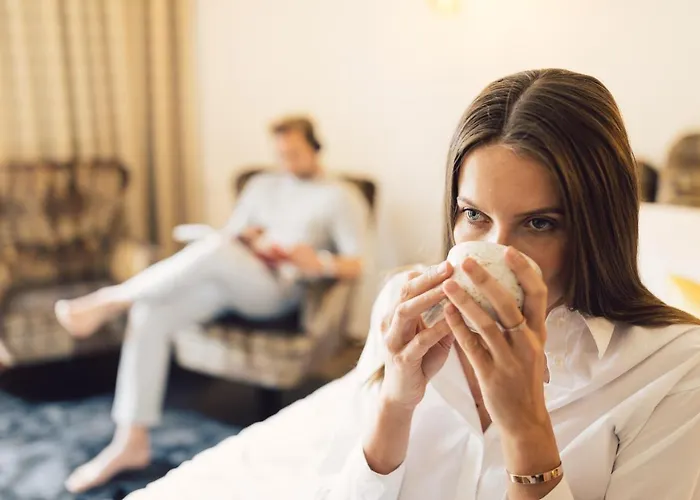 酒店 亚赫霍夫酒店 4*