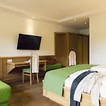 Jaegerhof Hotel 4*