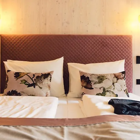 Hotel Jaegerhof Zams